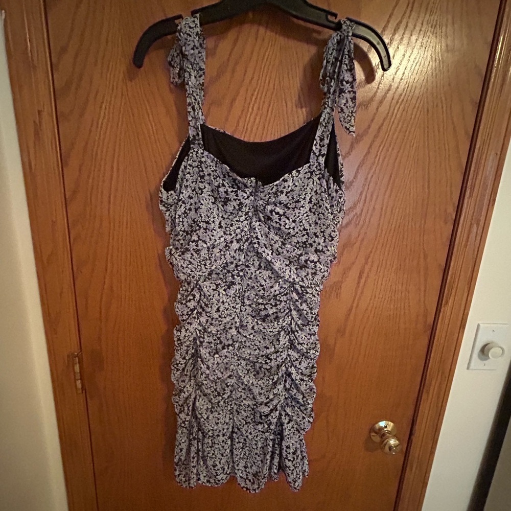 Women’s dress